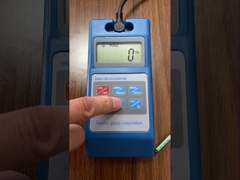 Digitale Tesla-meters meten magnetisch veld en fluxdichtheid