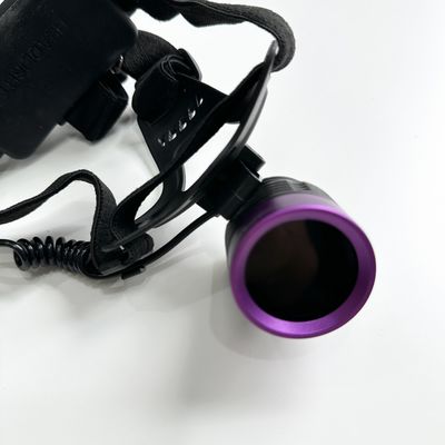 Fluorescerende Magnetische Deeltjes UV-Hoofdlamp DG-3101S met een piek golflengte van 365-370nm en 2 stuks 18650 lithium batterijen