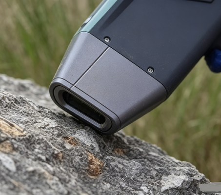 HXRF-600plus Draagbare XRF-spectrometer SDD-detector 30+ Elementen voor het analyseren van mijngrond