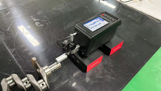 SRT-7300+ Draagbaar oppervlakte- en profielroefheid meetinstrument 500μm bereik aanraakschermroefheid golvendheid contour tester