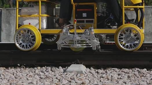 FD-GT60 Dubbele spoorweg Ultrasone foutdetector 18-kanaal spoorweg spoorweginspectievoertuig IP55 Voor 43‐75 kg/m spoor