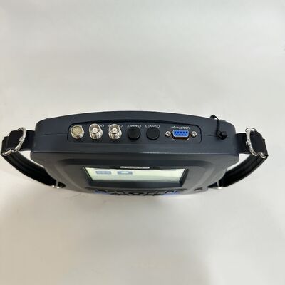 Kenmerken Een veelzijdige invoerpoort kan verbinding maken met verschillende soorten sensoren Vier kanaals multifunctioneel vibraton-analysator