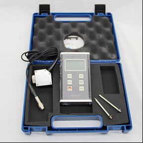 HG-6363 Draagbare trillingsmeter met 3 assen Piezo-elektrische versnellingsmeter met RS232 en Bluetooth voor monitoren van machines